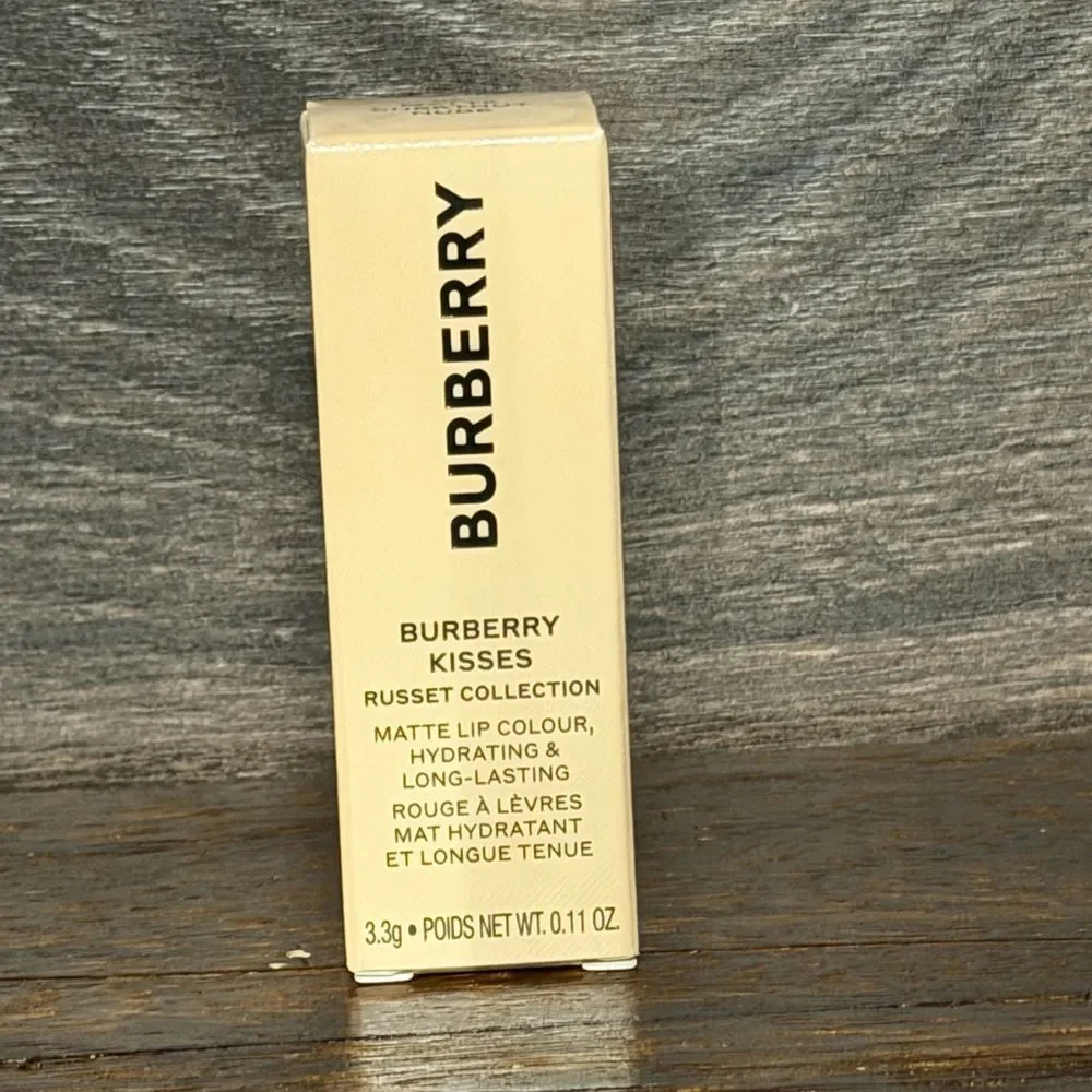 Burberry Kisses Matte Lipstick 09 Chestnut Nude Full Size NEW Russet Collection